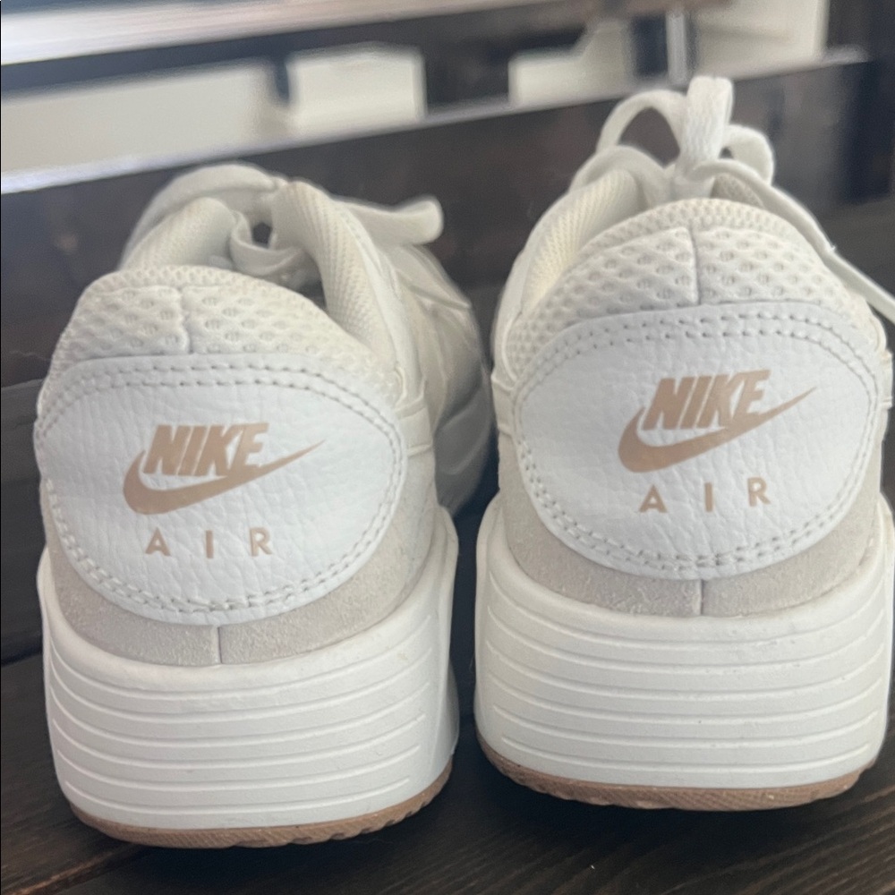 Nike White Mesh & Suede Low-Top Sneakers - Picture 3 of 4